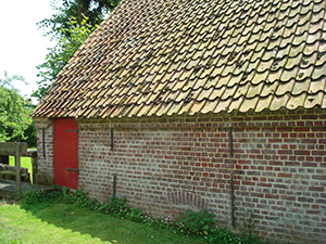 Rear view with access to the upper floor