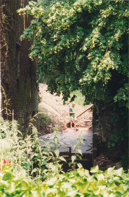 Work on the sluice and drained brook (2000)