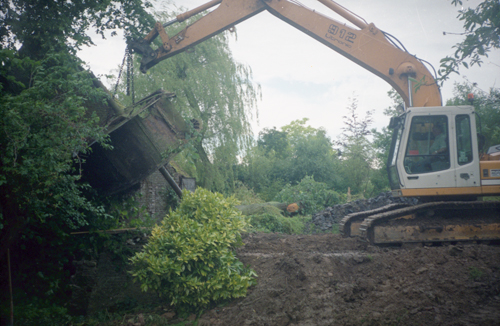 Disassembly of the old water wheel (2000)